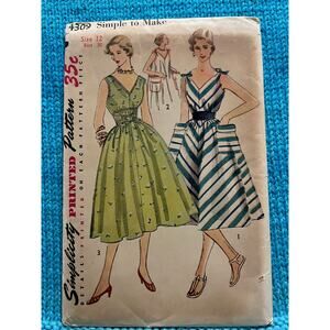Simplicity 4309 Sewing pattern Tent dress A line pockets 1950s size 12